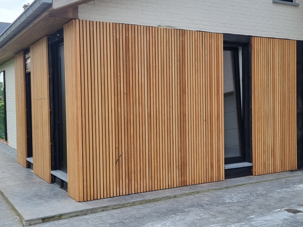 Alu ramen & Padoek Bekleding